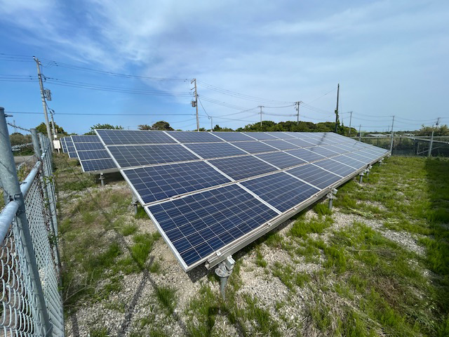 農地に設置した太陽光パネル
